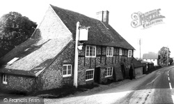 The George And Dragon c.1960, Houghton