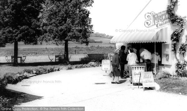 Photo of Houghton, Vinsons Tea Lawns c.1960