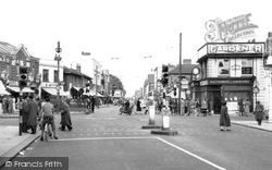 Staines Road 1955, Hounslow