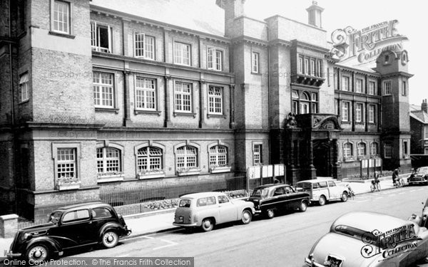 Photo of Hounslow, Town Hall c1965