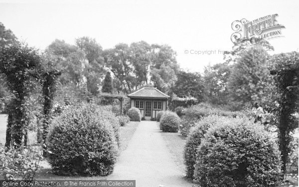 Photo of Howden, Ashes Gardens c.1955