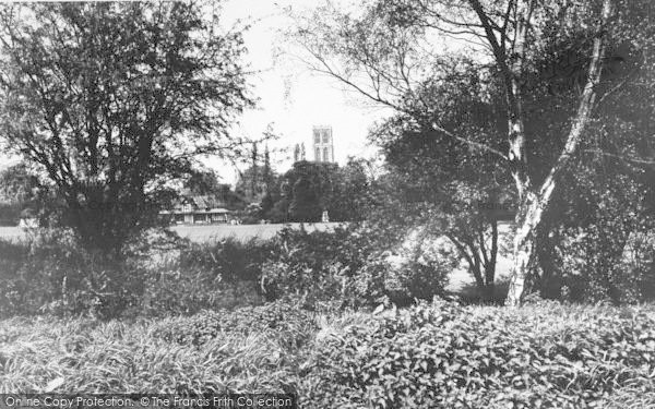 Photo of Howden, Ashes Gardens c.1965
