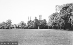 Ashes Gardens c.1965, Howden