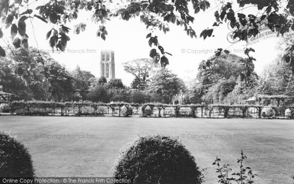 Photo of Howden, Ashes Gardens c.1965