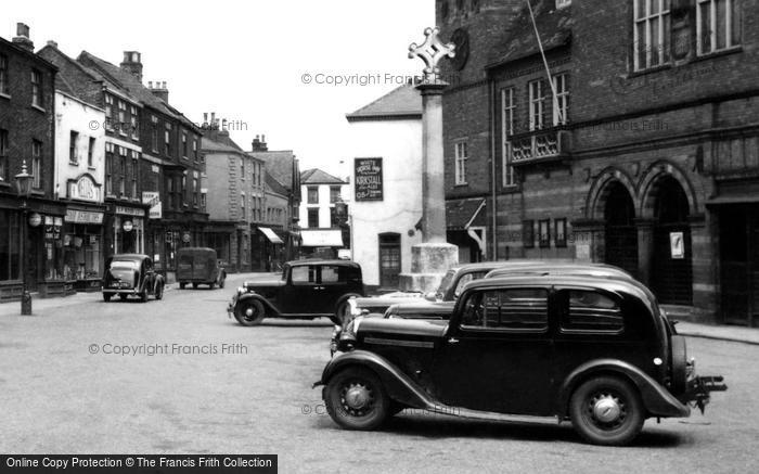 Photo of Howden, The Market Place c.1950