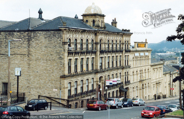 Photo of Huddersfield, Fitzwilliam Street, Former Oates Bairstow & Sons Warehouse 2005
