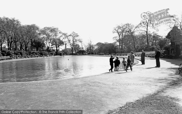 Photo of Huddersfield, The Lake, Greenhead Park c.1960