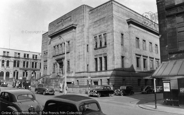 Photo of Huddersfield, The Library c.1960