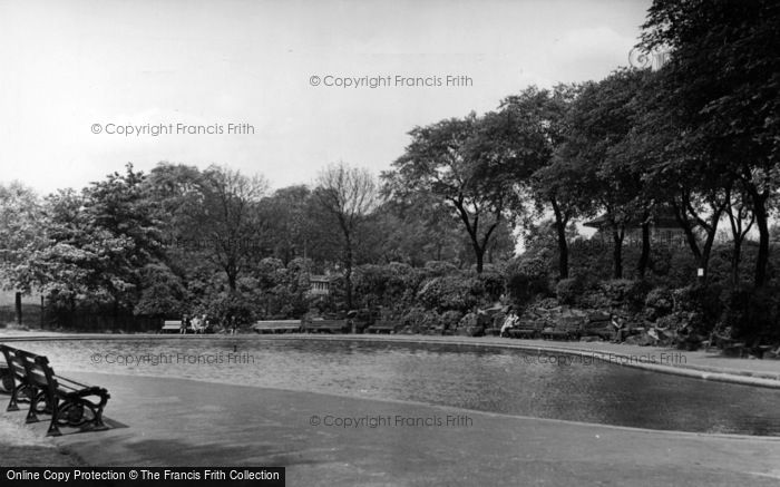 Photo of Huddersfield, The Paddling Pool, Greenhead Park c.1960