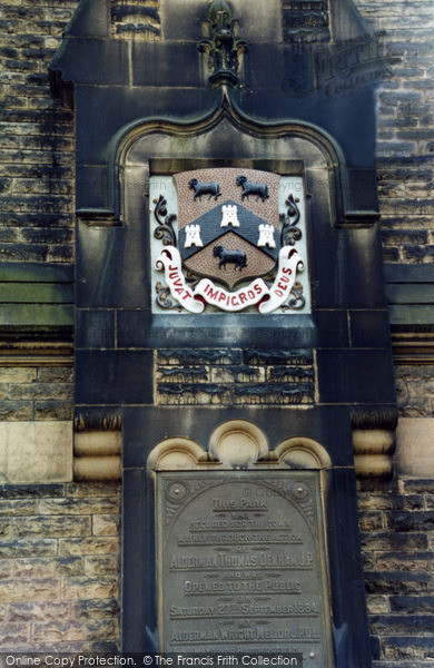 Photo of Huddersfield, The Plaque In Greenhead Park 2005
