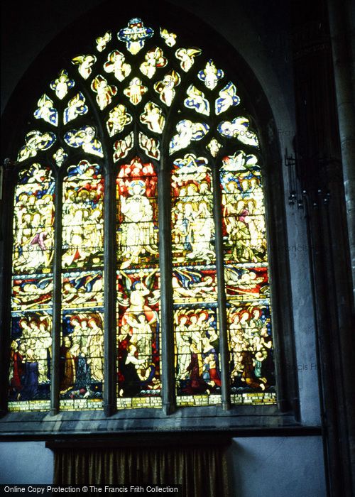 Photo of Hull, Holy Trinity Church, Window 1989