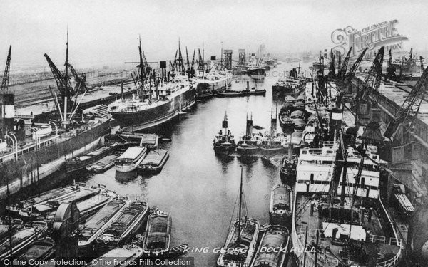 Photo of Hull, King George Dock c.1920
