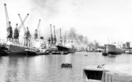 Hull, King George Dock c1960