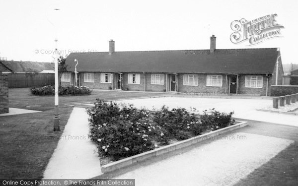 Photo of Hull, Spring Bank West c.1965