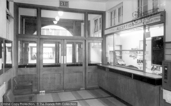 Photo of Hull, University, Union Reception c.1965