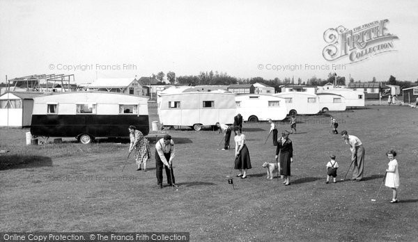 Photo of Humberston, Beacholme Holiday Camp Putting Green c.1955