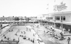 Beacholme Holiday Camp Swimming Pool c.1960, Humberston