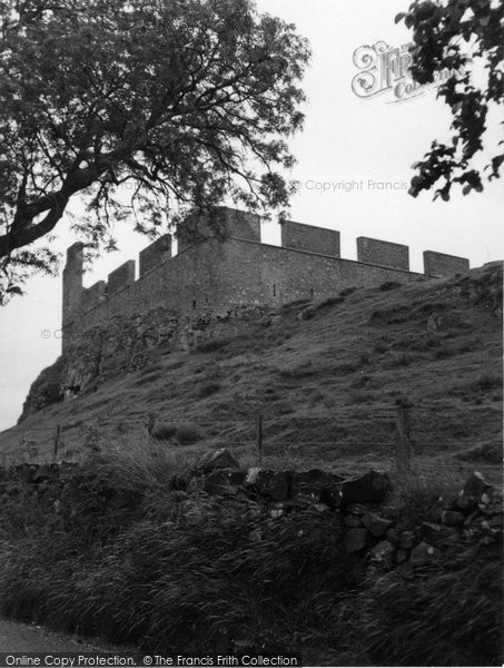 Photo of Hume, Castle 1954