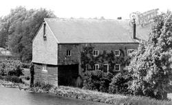 Dunn Mill c.1955, Hungerford
