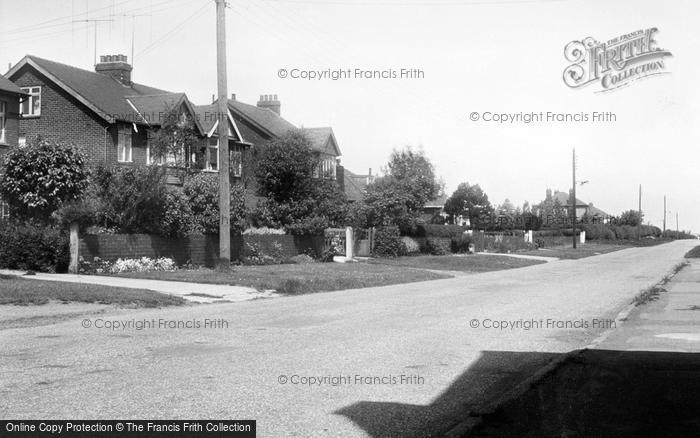 Photo of Hunmanby, Muston Road c.1955