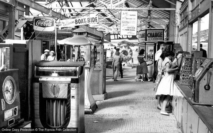 Photo of Hunstanton, Fun Fair At The Pier Head c.1955