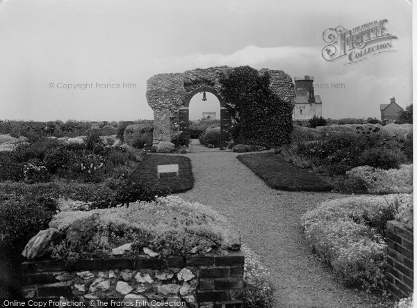 Photo of Hunstanton, Garden Of Rest 1929