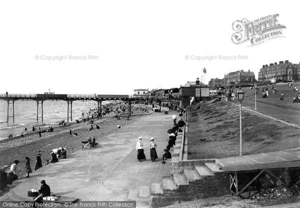 Photo of Hunstanton, The Green And Pier 1907