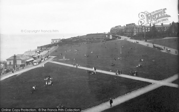 Photo of Hunstanton, The Green And Pier 1927