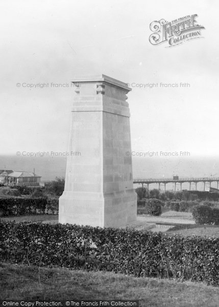 Photo of Hunstanton, War Memorial 1921