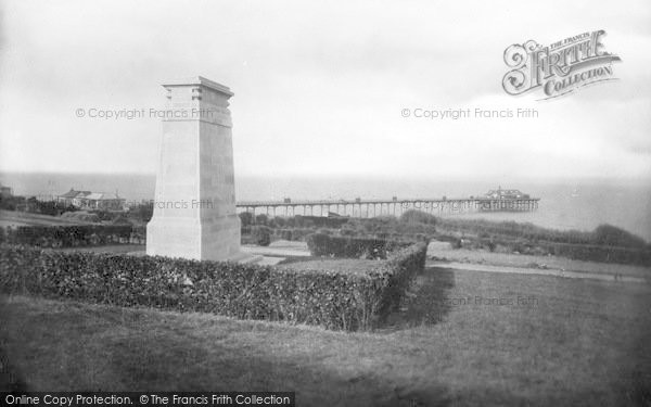 Photo of Hunstanton, War Memorial And Pier 1921
