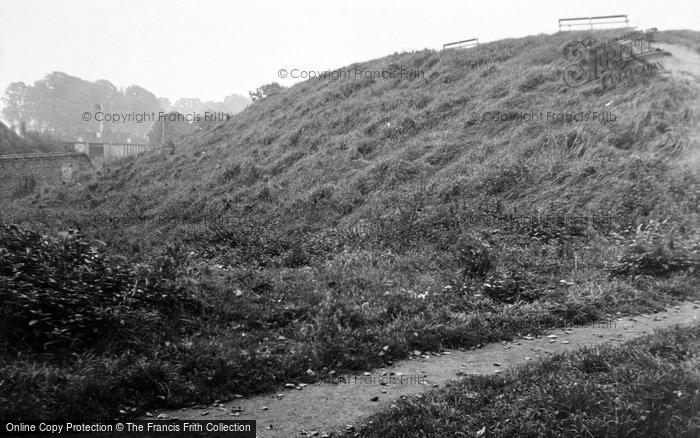 Photo of Huntingdon, Castle Mound 1951