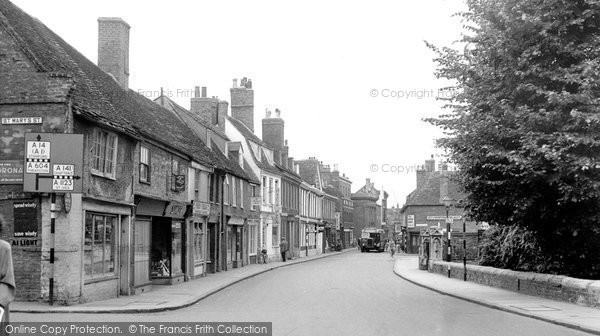 Photo of Huntingdon, High Street c.1955
