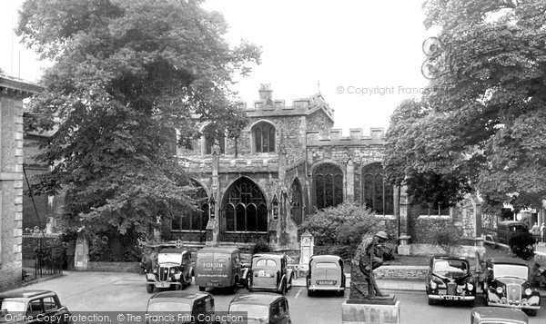 Photo of Huntingdon, Market Square c.1955