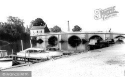 The Bridge c.1965, Huntingdon