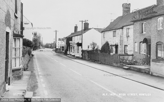 Photo of Huntley, High Street c.1955
