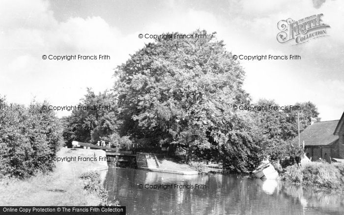Photo of Hunton Bridge, The Canal Lock c.1950