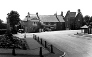 Shireburn Arms Hotel c.1960, Hurst Green