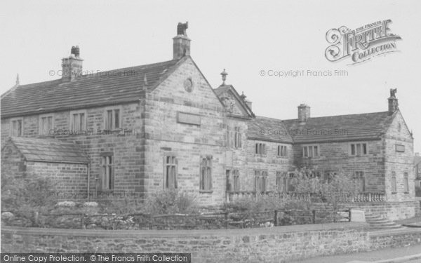 Photo of Hurst Green, Shireburn Cottages c.1960
