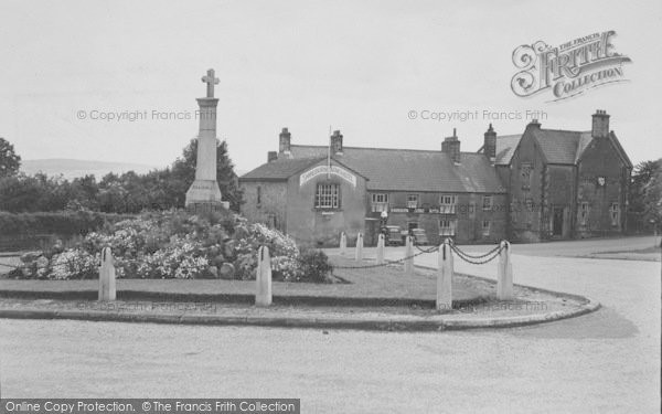 Photo of Hurst Green, The Shireburn Arms c.1950