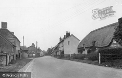 Valley Road c.1955, Hurstbourne Tarrant