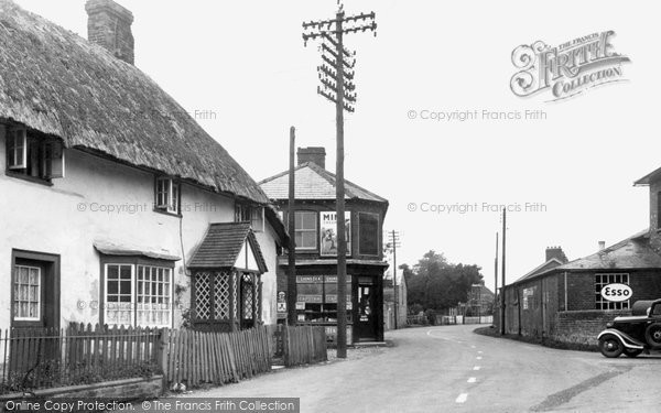 Photo of Hurstbourne Tarrant, Village c1955