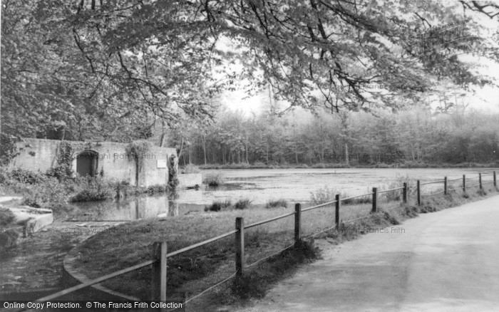 Photo of Hurstpierpoint, Danny House Lake c.1960