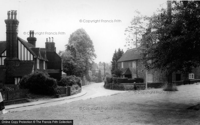 Photo of Hurstpierpoint, Hassocks Road c.1965