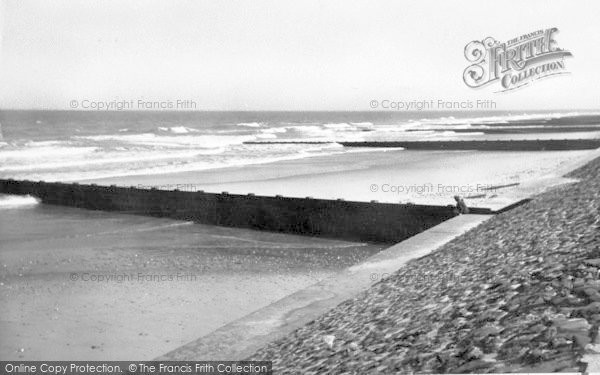 Photo of Huttoft Bank, The Beach c.1960