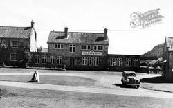 Hutton-Le-Hole, The Crown Inn c.1960, Hutton-Le-Hole