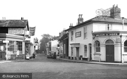 Hythe, High Street c1955