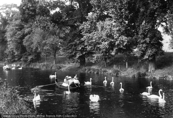 Photo of Hythe, Swans On The Canal 1918