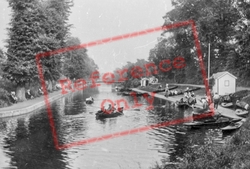 The Canal 1927, Hythe