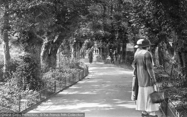 Photo of Hythe, The Ladies' Walk 1918