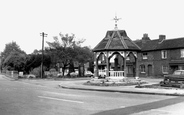 The Pump c.1965, Ickenham